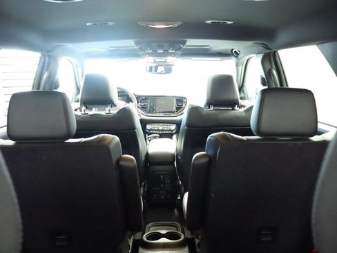 Used 2024 Dodge Durango GT image 16