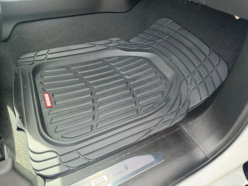 Used 2022 GMC Sierra 1500 Denali w/ Denali Reserve Package image 18