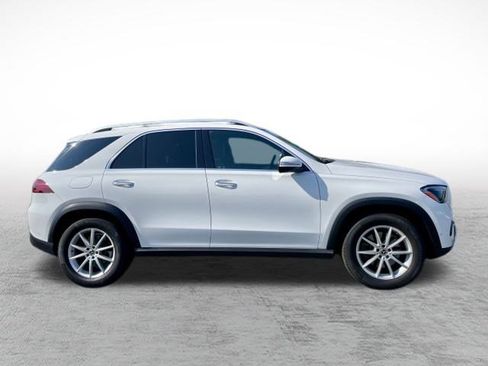 Used 2024 Mercedes-Benz GLE 350 4MATIC image 4