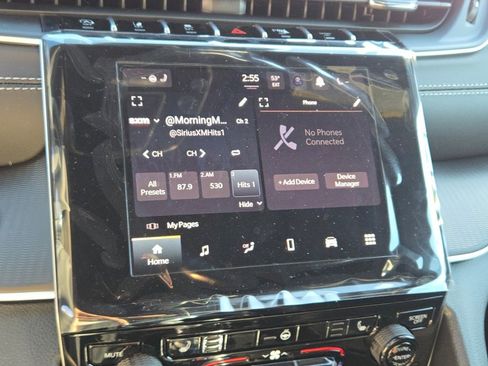 New 2025 Jeep Grand Cherokee Laredo X w/ Luxury Tech Group I image 30