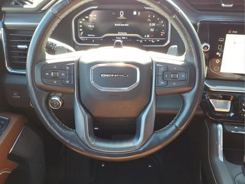 Used 2023 GMC Sierra 1500 Denali Ultimate AWD/4WD image 13