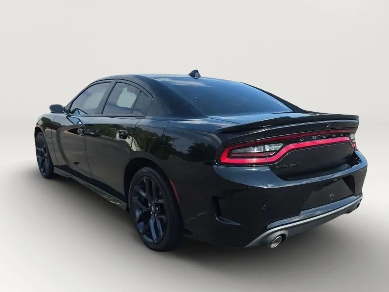 Used 2021 Dodge Charger R/T w/ Plus Group RWD image 6