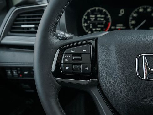 New 2026 Honda Odyssey Elite image 22