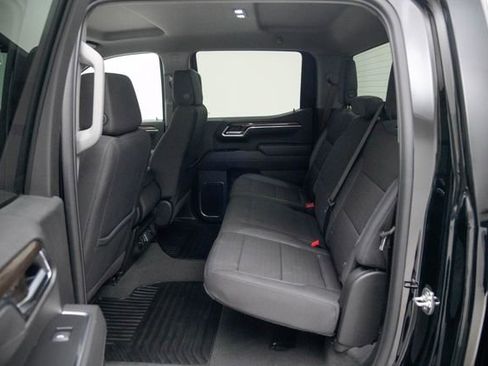 Used 2025 Chevrolet Silverado 1500 LT image 24