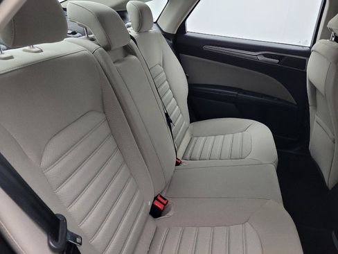 Used 2018 Ford Fusion S image 19