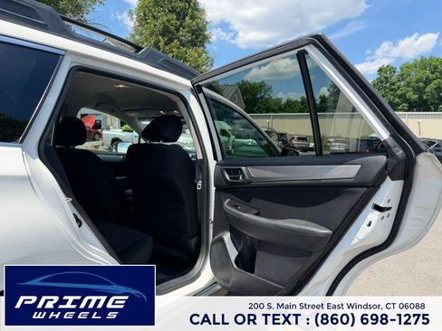 Used 2017 Subaru Outback 2.5i Premium AWD/4WD image 14