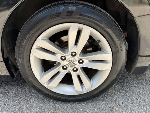 Used 2011 Nissan Altima 2.5 S w/ 2.5S Premium Pkg image 22