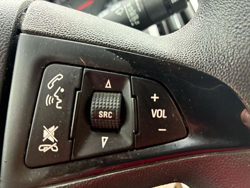 Used 2015 GMC Terrain SLE FWD image 17