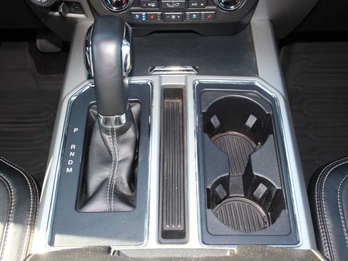 Used 2020 Ford F150 Lariat w/ Equipment Group 502A Luxury AWD/4WD image 34