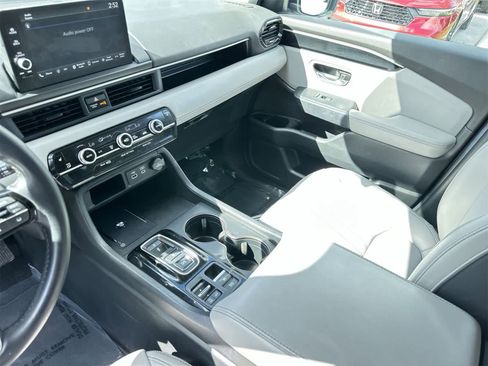 Used 2024 Honda Pilot EX-L image 19