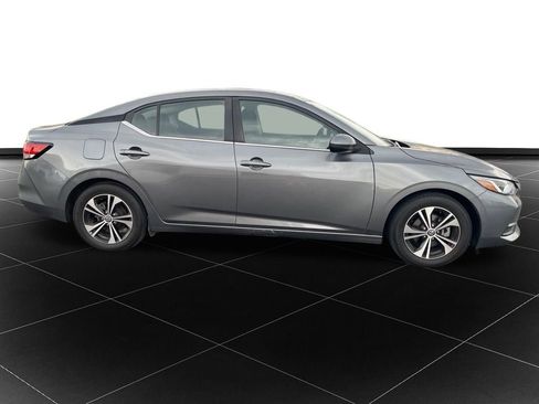 Used 2022 Nissan Sentra SV image 6