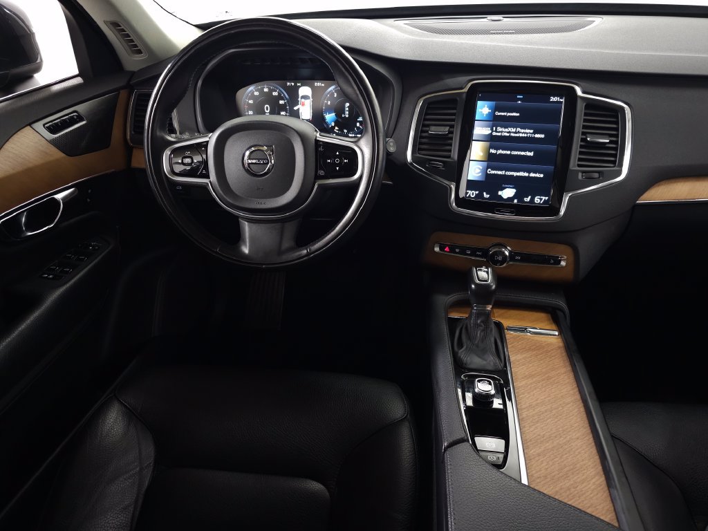 Used 2022 Volvo XC90 T6 Momentum w/ Climate Package AWD/4WD image 19