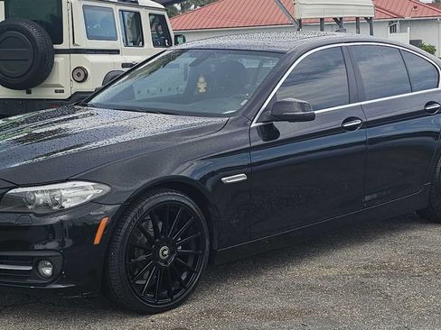 Used 2015 BMW 528i xDrive Sedan AWD/4WD image 1