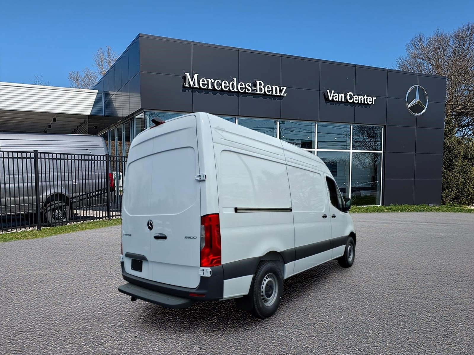 Used 2026 Mercedes-Benz Sprinter 2500 image 3