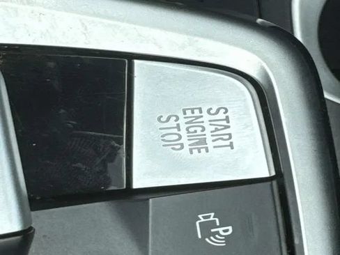 Used 2025 BMW X1 xDrive28i AWD/4WD image 44