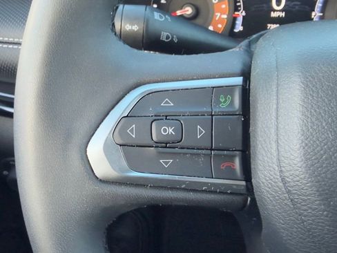 Used 2024 Jeep Compass Latitude w/ Sun and Sound Group image 8