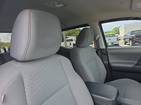 Certified 2022 Toyota Tacoma SR w/ SR Convenience Package RWD image 11