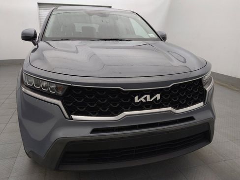 Used 2022 Kia Sorento LX FWD image 14