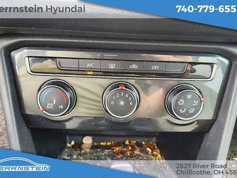 Used 2019 Volkswagen Tiguan S w/ 3rd Row Seat Package AWD/4WD image 15