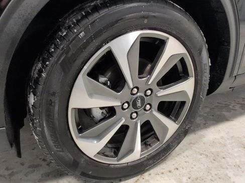 Certified 2024 Ford Escape Platinum image 9