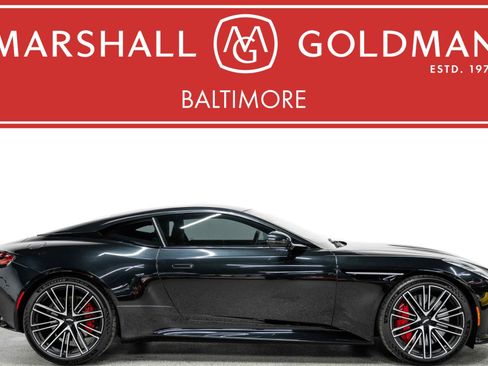 Used 2024 Aston Martin DB12 Coupe image 1