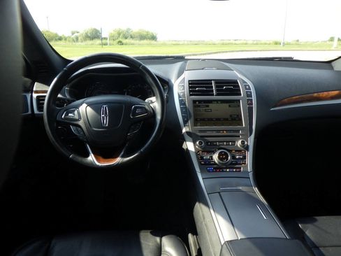 Used 2018 Lincoln MKZ Reserve w/ Climate Package AWD/4WD image 21