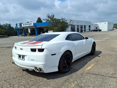 Used 2012 Chevrolet Camaro SS w/ RS Package RWD image 4