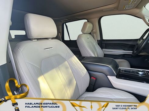 Used 2022 Ford Expedition Platinum image 32