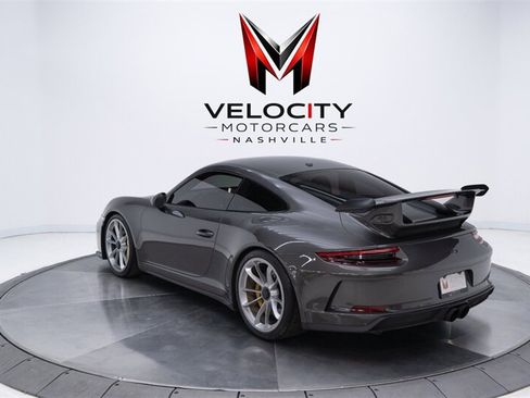 Used 2018 Porsche 911 GT3 RWD image 16