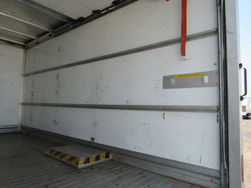 Used 2019 Ford Transit 350 156 DRW RWD image 19