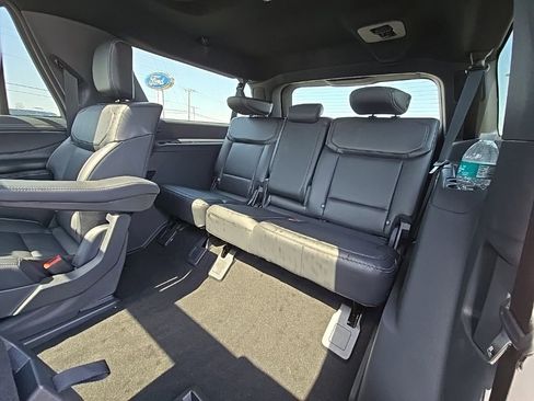 New 2026 Ford Expedition Max Platinum w/ Stealth Performance Package image 44