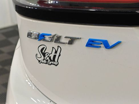 Used 2023 Chevrolet Bolt LT w/ Driver Confidence Package FWD image 47