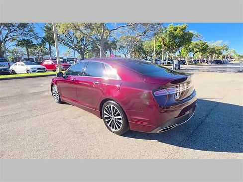 Used 2017 Lincoln MKZ Reserve image 39