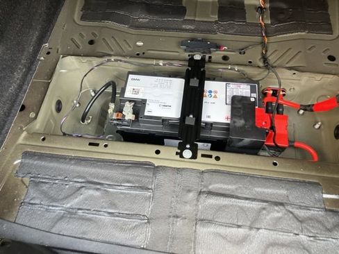 Used 2025 BMW 330i xDrive Sedan w/ Convenience Package image 39