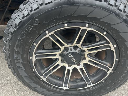 Used 2010 Ford F250 Harley-Davidson AWD/4WD image 4