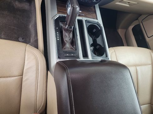 Used 2018 Ford F150 Lariat w/ Equipment Group 502A Luxury RWD image 26