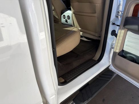 Used 2010 Ford F150 Lariat image 33