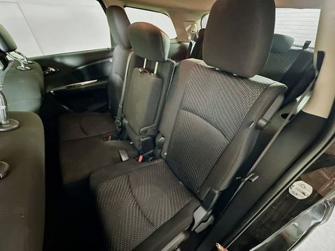Used 2015 Dodge Journey SXT w/ Flexible Seating Group image 22