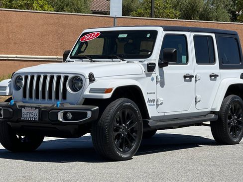 Used 2022 Jeep Wrangler Unlimited Sahara image 8