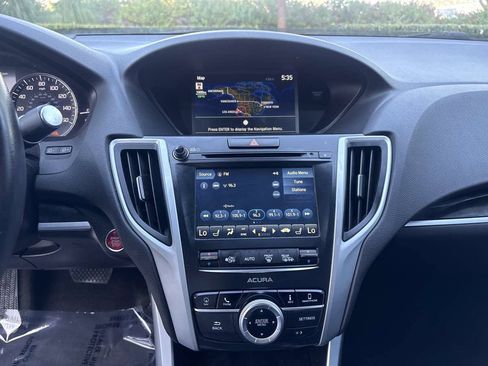 Used 2018 Acura TLX w/ Technology Package FWD image 24