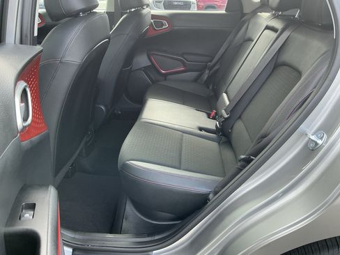 Certified 2025 Kia Soul GT-Line FWD image 10