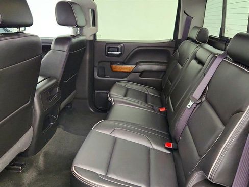 Used 2017 Chevrolet Silverado 1500 High Country image 25