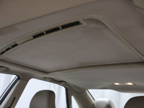 Used 2004 Volvo S40 image 18