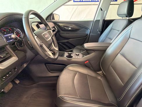 Used 2023 GMC Terrain SLT w/ Tech Package FWD image 14