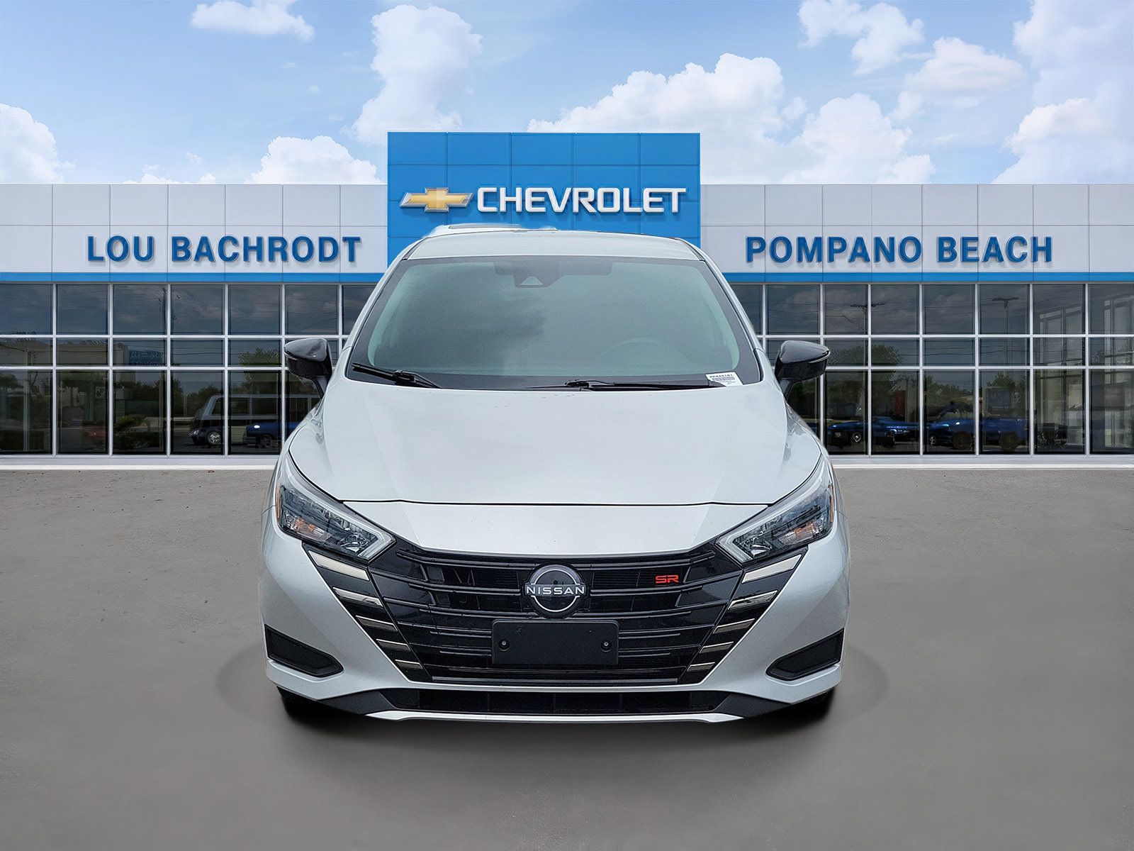 Used 2025 Nissan Versa SR w/ Trunk Package FWD image 2