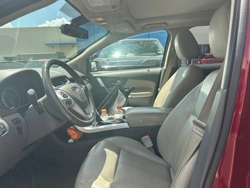 Used 2013 Ford Edge Limited FWD image 7