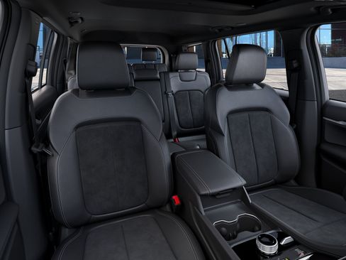 New 2026 Jeep Grand Cherokee L 4WD image 16