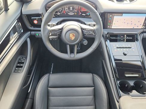 New 2026 Porsche Panamera 4 image 10