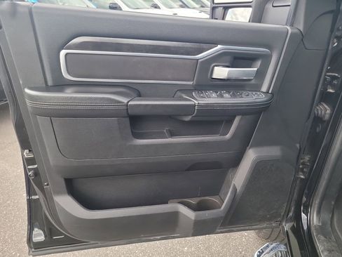 Used 2024 RAM 2500 Big Horn AWD/4WD image 14