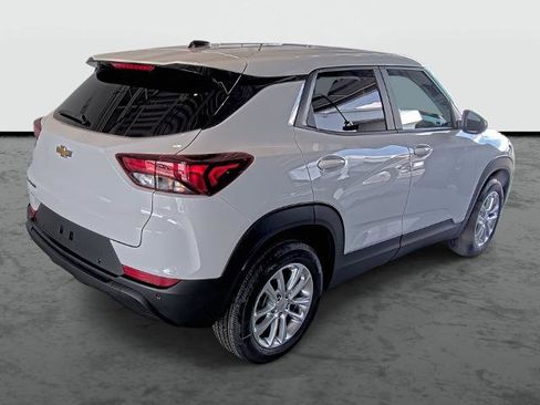 New 2026 Chevrolet TrailBlazer LS w/ LS Convenience Package FWD image 4